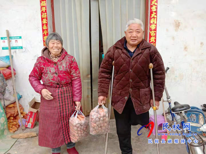  俺村有了采購(gòu)團(tuán) 生活不再有麻煩