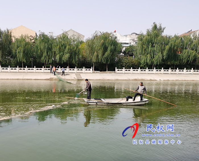 水利局開展河道清理工作  助力全國文明城市創(chuàng)建