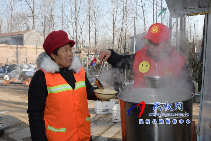 人和鎮(zhèn)：愛(ài)心餃子傳真情，志愿服務(wù)暖人心