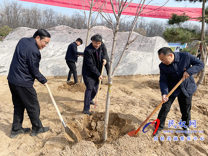 市政協(xié)和諧生態(tài)林為民權(quán)植新綠