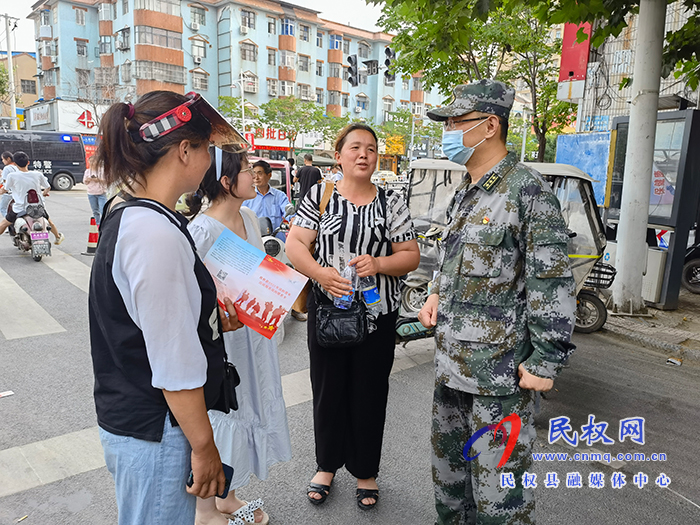 民權(quán)縣人武部助力高考服務(wù)學(xué)生精準(zhǔn)動(dòng)員