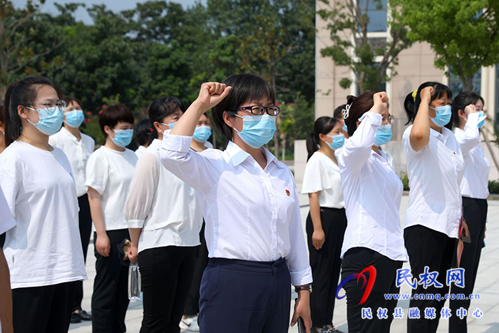 慶祝黨的生日，勇?lián)跣氖姑?--民權(quán)縣第五小學(xué)走進(jìn)民權(quán)縣第一個(gè)黨支部誕生地