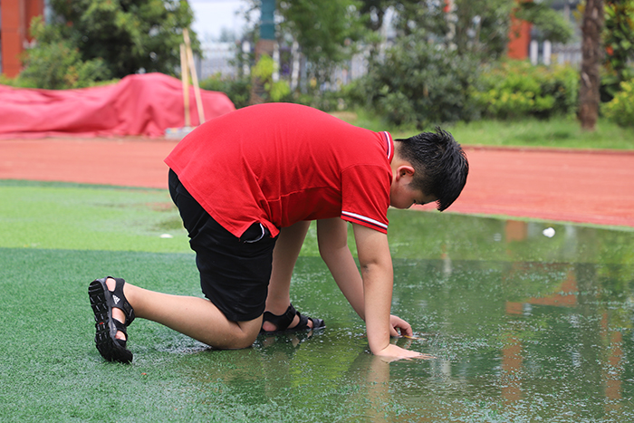 “悠悠艾香溢佳節(jié) 綿綿粽情潤端午”——民權求實學校端午節(jié)主題教育活動