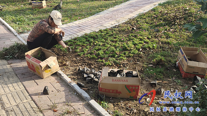 孫六鎮(zhèn)多措并舉做好秋季綠化養(yǎng)護(hù)工作