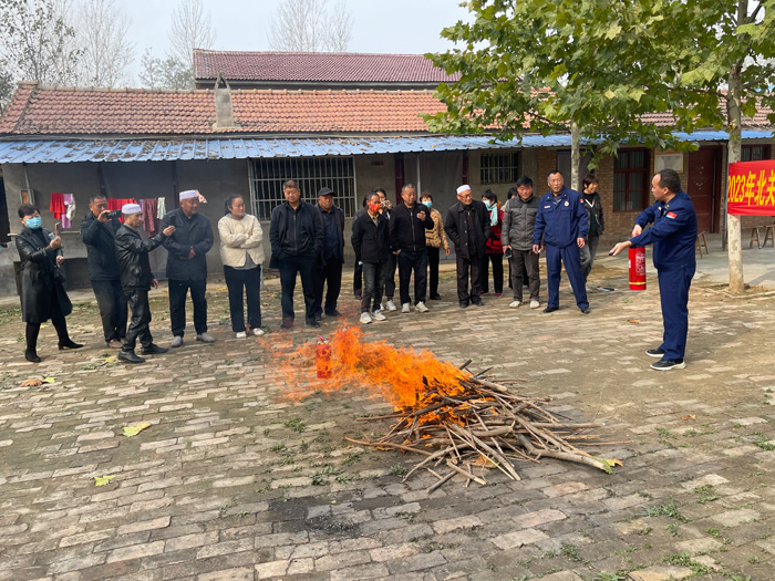 北關(guān)鎮(zhèn)：開展宗教場所消防活動月“安全檢查暨消防安全知識”培訓會