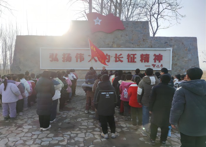 雙塔鎮(zhèn)牛牧崗小學開展“參觀紅色教育基地 弘揚愛國主義精神”主題教育活動