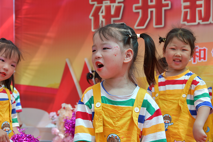 民權(quán)縣：人和鎮(zhèn)人西幼兒園舉辦慶六一文藝匯演