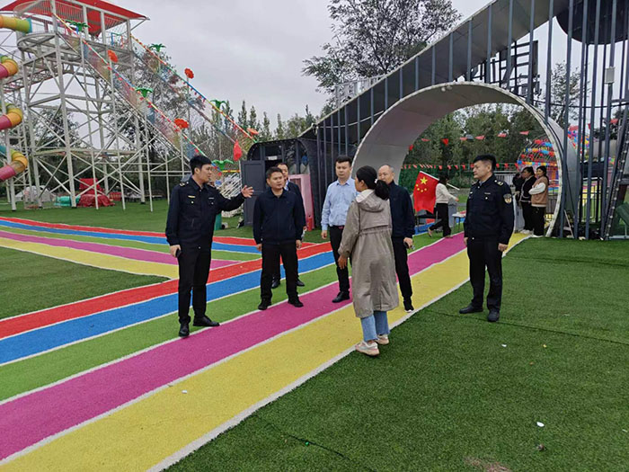 民權(quán)縣文化廣電和旅游局開展景區(qū)、游樂場(chǎng)所安全生產(chǎn)督導(dǎo)專項(xiàng)行動(dòng)